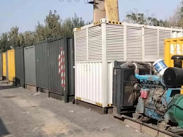 公安200KW柴油发电机机组每小时油耗是多少?